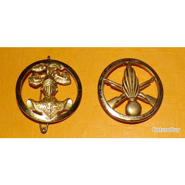 Insigne de bret, SPAHIS, dos grenu embouti, 2 anneaux + Insigne de bret, INFANTERIE, dos grenu gra