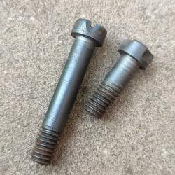 Lot de deux vis de boîtier de Mauser 98 allemand WW2 98k K98 sans numéro