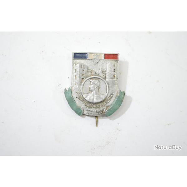 Insigne / badge Fdration sportive de France MONTROND LES BAINS 1947 FSF Union de la Loire