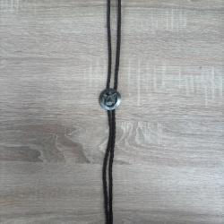 bolo de collection vintage motif sanglier cuir synthétique destockage chasse enchere