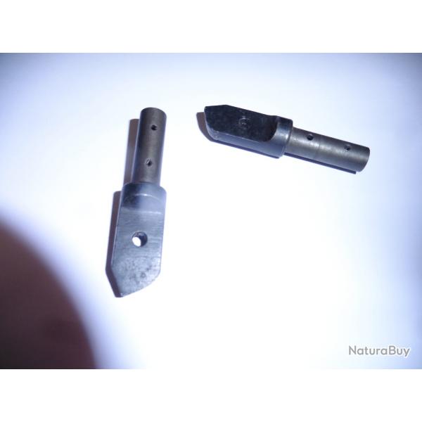 Pices de bipied 1er type - 2 attaches de branches de FM 24/29 ( Neuves)