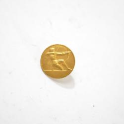 Ancienne réduction de médaille / broche bouton de tir à l'arc