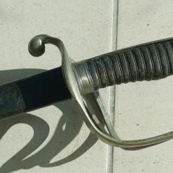 Sabre d'officier d'Infanterie modèle 1882 - 3ème République et son fourreau