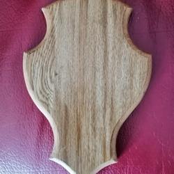 APPLIQUE OU ECUSSON EN BOIS DE CHENE