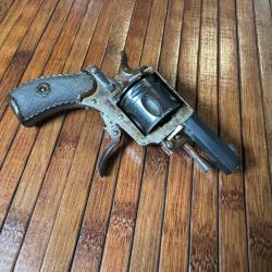 TRÈS BON REVOLVER ELG CALIBRE 320 en 6 COUPS FONCTIONNE PARFAITEMENT !