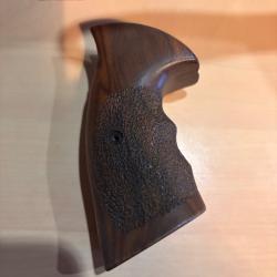 Crosse smith & wesson