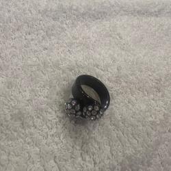 Bague cristaluna bombine acrylique noir swarovski cristal 101 909 00