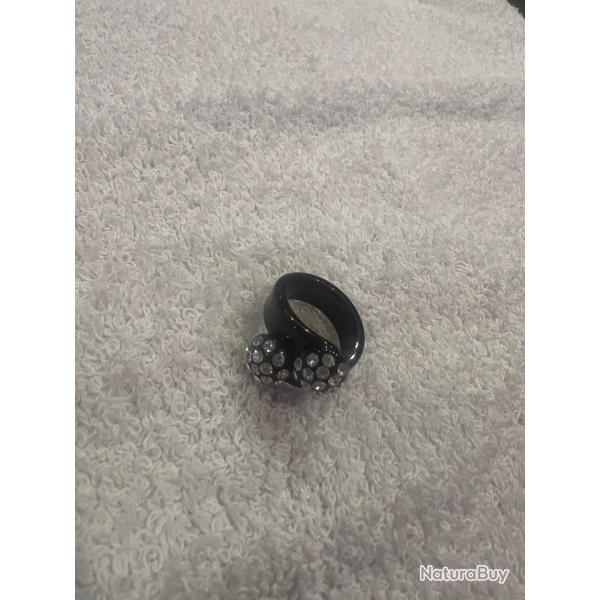 Bague cristaluna bombine acrylique noir swarovski cristal 101 909 00