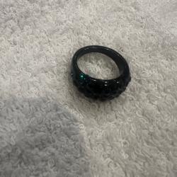 Bague cristaluna vivi acrylique noir swarovski montana 101 305 55