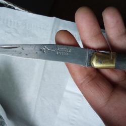 Très ancien couteau Laguiole Extra G David , manche en corne ,, aiguiseur