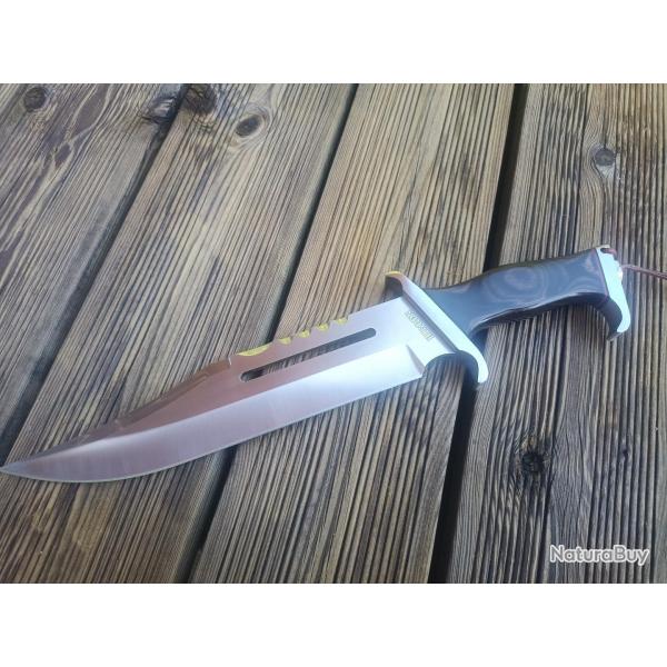 Couteau Rambo 3 hibben revisit amlior , 1 seul et unique exemplaire en stock , tui et bote