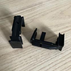 Deux planchettes élévatrices anti basculement pour chargeur AR-15 USGI