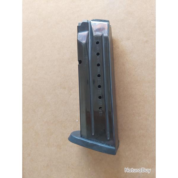 chargeur Smith and Wesson d'origine M&P9 17 coups excellent tat