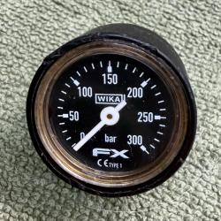 Vends manomètre FX Airguns 28 mm G1/8'' 300 bars