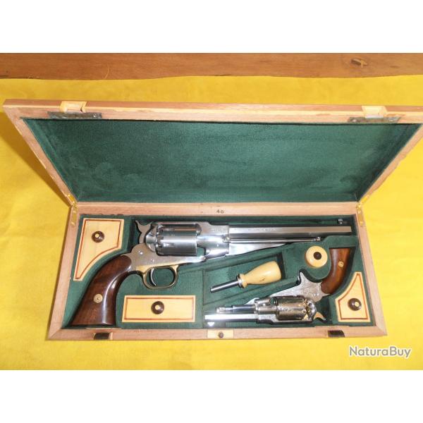 N 46 crin de luxe pour revolver Remington 1858  canon de 8 pouces et Remington Pocket 31