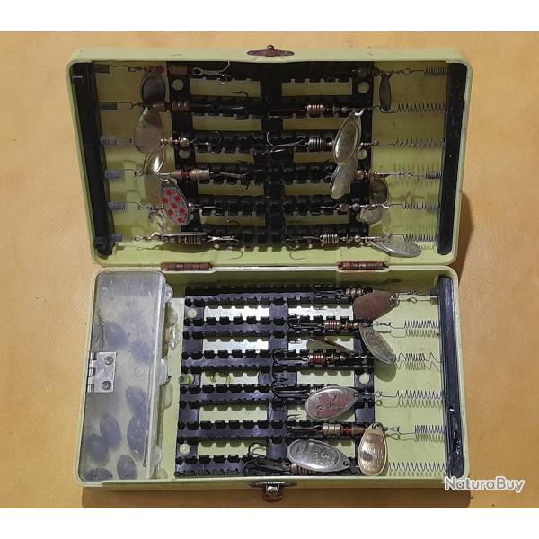 Ancienne bote  cuillres BV Fario