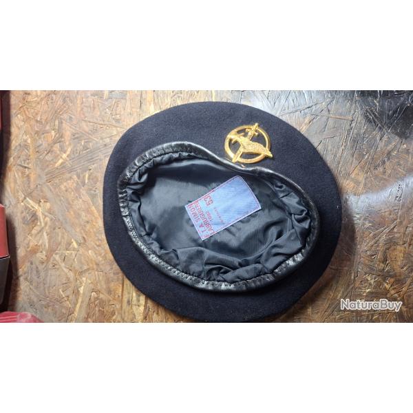 Beret militaire bleu