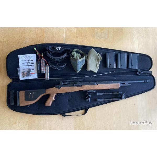 CYMA CM032D + customs extrieurs et sacoche de transport