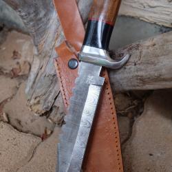 Couteau Bowie Bush Australien Manche Bois/Résine Lame Acier Damas 256 Couches Etui Cuir F Artisanale