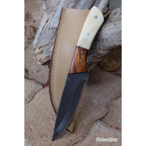 Poignard Bushcraft Couteau de Chasse Survie Lame Carbone 1055 Manche Bois/Os Etui Cuir F Artisanale