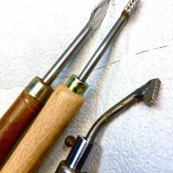 Lot Outils de quadrillage  1  et 2 et 3 ligne + règle + gabarit + pour quadrilleur  débutant
