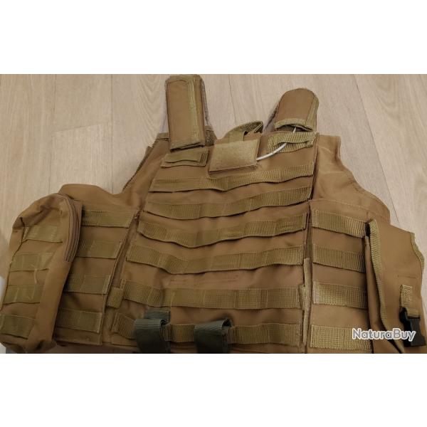 Porte plaque type CIRAS couleur TAN + poches airsoft