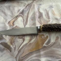 Beau couteau artisanal