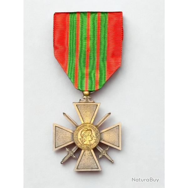 (65.002) Croix de guerre 1939-1945