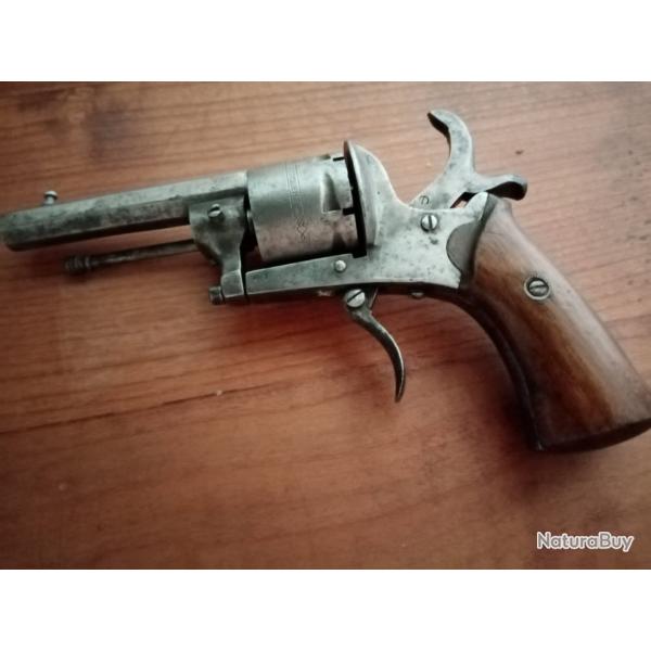 Magnifique the gardian 1878 calibre 7mm avec ses munitions