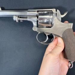 REVOLVER PROTOTYPE 1886 SUISSE??? calibre 11mm