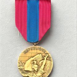 (18.010) Médaille de la Défense Nationale - Echelon Bronze