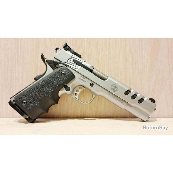 SMITH & WESSON 1911 Performance Center 45ACP