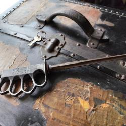 Knuckle inspiration US 1918 tranchee