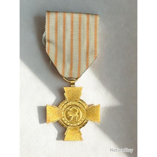 (15.007) Croix du Combattant