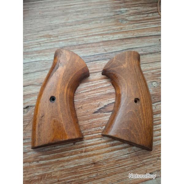 Paire de plaquettes pour revolver type Colt  New Police  ou similaire