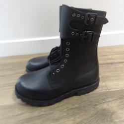 Rangers Cuir Souple T41 Neuves