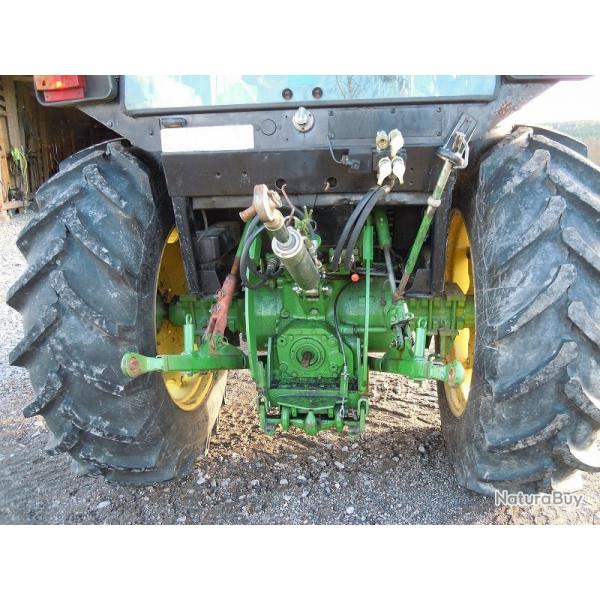 Tracteur agricole John Deere 2040 S en parfaite etat