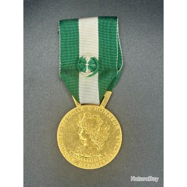 (58.002) Mdaille d'honneur rgionale, dpartementale et communale