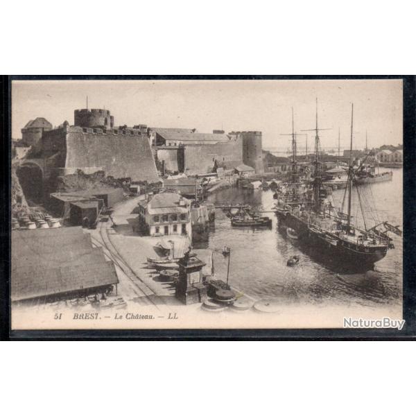 CPA - Marine -BREST - Le Chteau  N3742