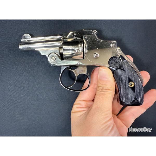 SUPERBE SMITH & WESSON SNUBNOSE 1er modle calibre 32sw short