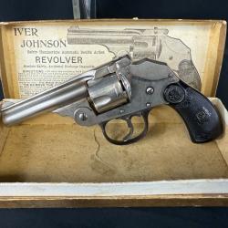 RARE IVER JOHNSON HAMMERLESS calibre 32sw short