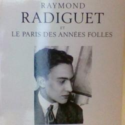 Raymond Radiguet et le Paris des années folles - Album Pochothèque - Le livre de poche -
