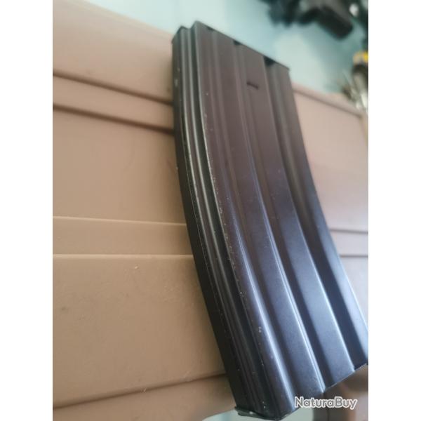 Chargeur compatible AEG ar15/M4 ....airsoft  sans molette METAL