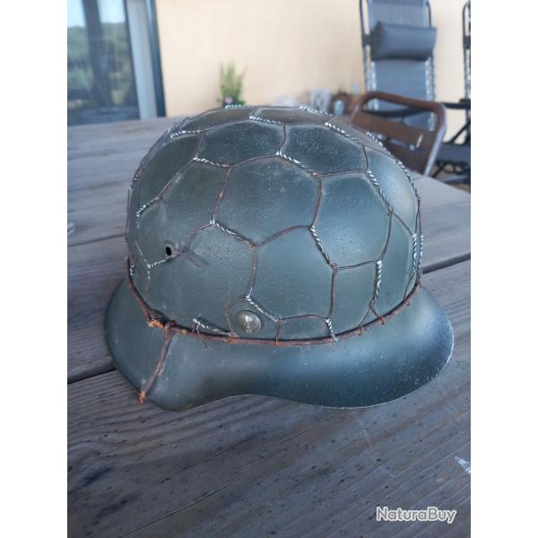 Casque allemand WWII grillage