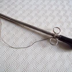 trocart de vétérinaire ou éleveur bovin