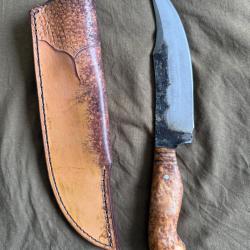 Couteau bowie artisanal forgé chasse/buschcraft
