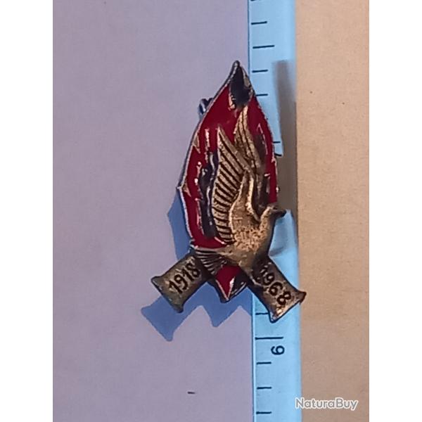 Insigne commmoratif du 50me anniversaire de la fin de la premire guerre mondiale (1918-1968)