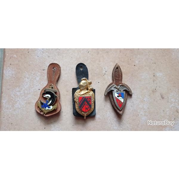 3 insignes