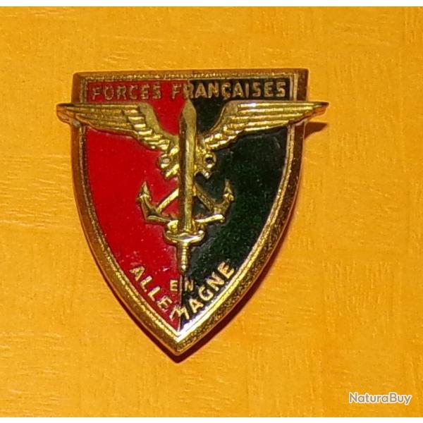 Forces Franaises en ALLEMAGNE, rsine, dos guilloch , FABRICANTDRAGO PARIS , HOMOLOGATION 803 , B