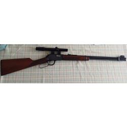 Carabine Winchester modèle XTR 9422, calibre 22lr en très bon état. Cat B capacité 14+1.